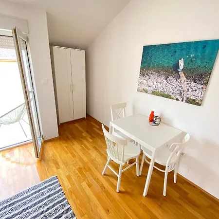 شقة Lavanda Mit Balkon بودْسْتغانا
